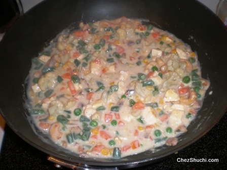 veggies in white sauce